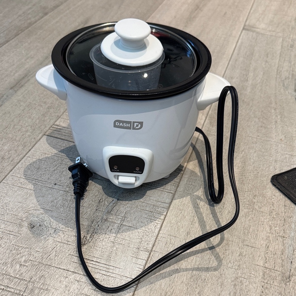 Ash White Electric Cooker